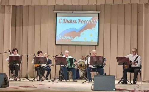 «Земля, что нас с тобой взрастила!» 